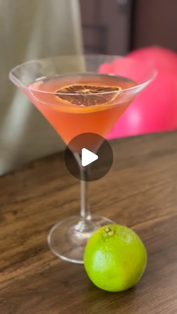 Cocktail signature du Terminus, tranche d'orange séchée
